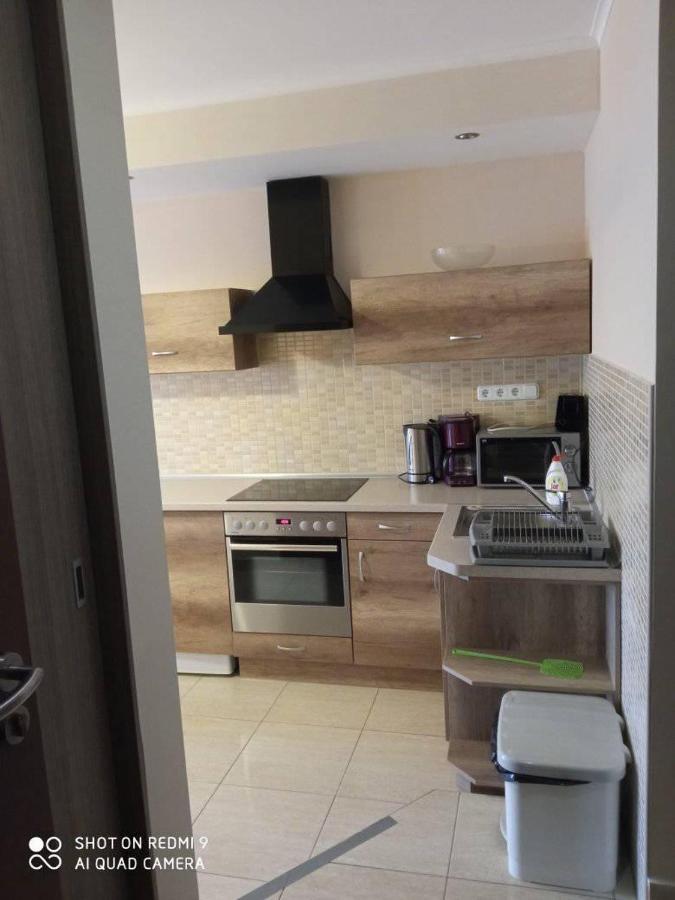 Besenyei Apartman ชาร์วาร์ ภายนอก รูปภาพ